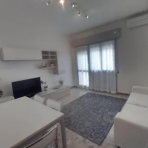 https://cerviafrontemare.emilia-romagnahotels.net